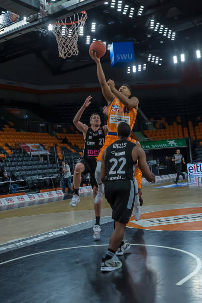 位年轻的白 位年轻的白