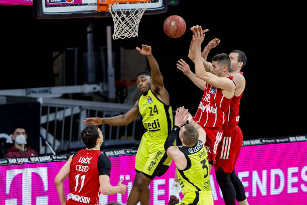 另一方则需 另一方则需